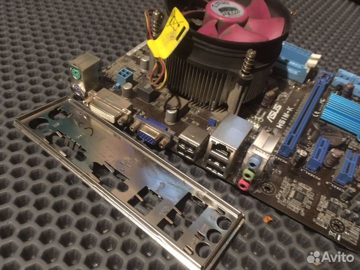 Связка 1155 Asus H61M-K/Celeron G550/кулер