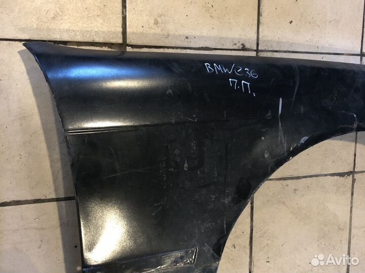 Крыло переднее правое BMW E36