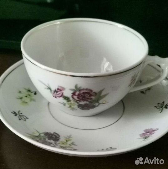 Бокалы, чашки