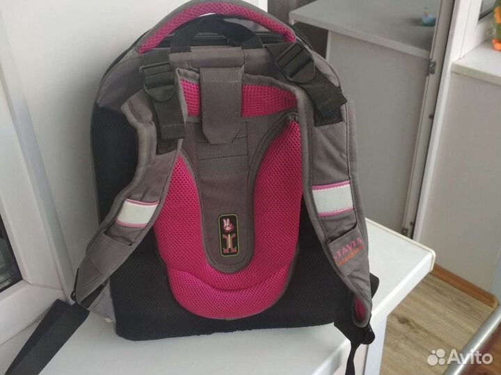 Ортопедический каркасный школьный рюкзак