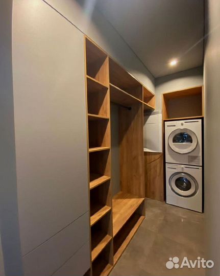 Угловая Гардеробная