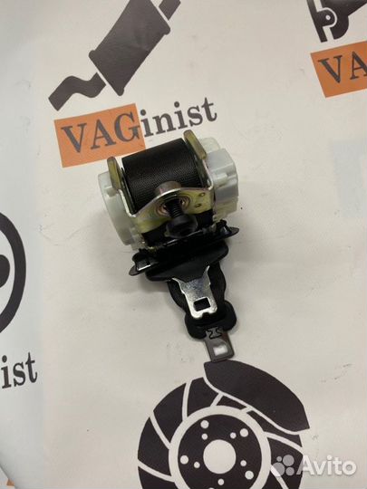 Ремень безопасности задний Bmw F10 3.0 2011