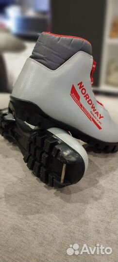 Лыжные ботинки классические