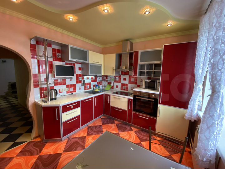 2-к. квартира, 75 м², 9/10 эт.