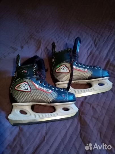 Коньки хоккейные 44 размер