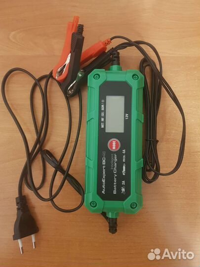 Зарядное устройство для аккумулятора автомобиля