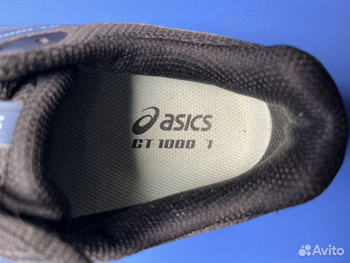 Кроссовки женские asics