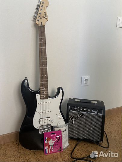 Электрогитара с комбиком бу