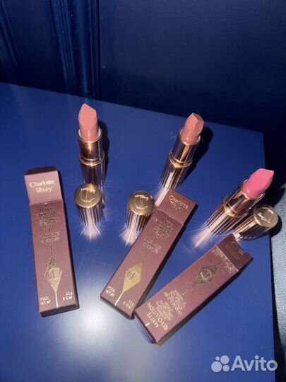 Charlotte tilbury помады matte revolution 3 цвета