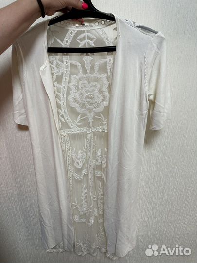 Трикотажная накидка с вышивкой live