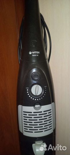 Вертикальный пылесос