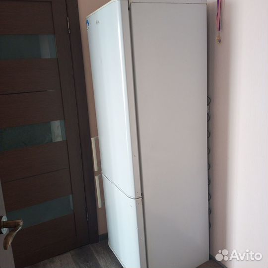 Холодильник бу на запчасти