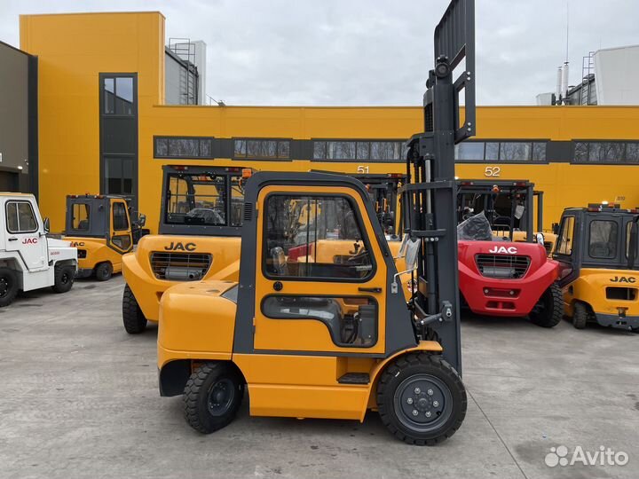Вилочный погрузчик JAC CPCD30, 2023