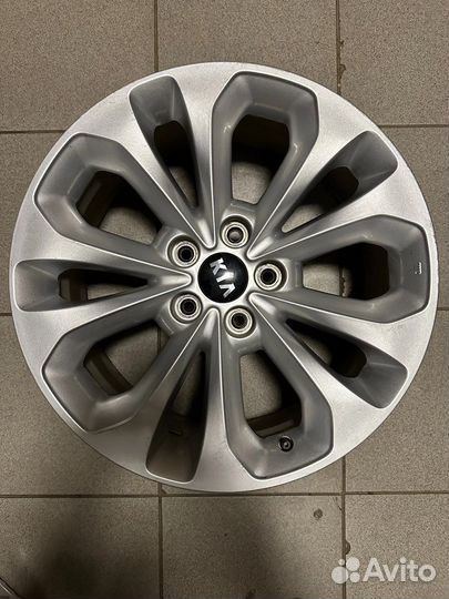 Диски на kia sorento 2 xm 11 год r18