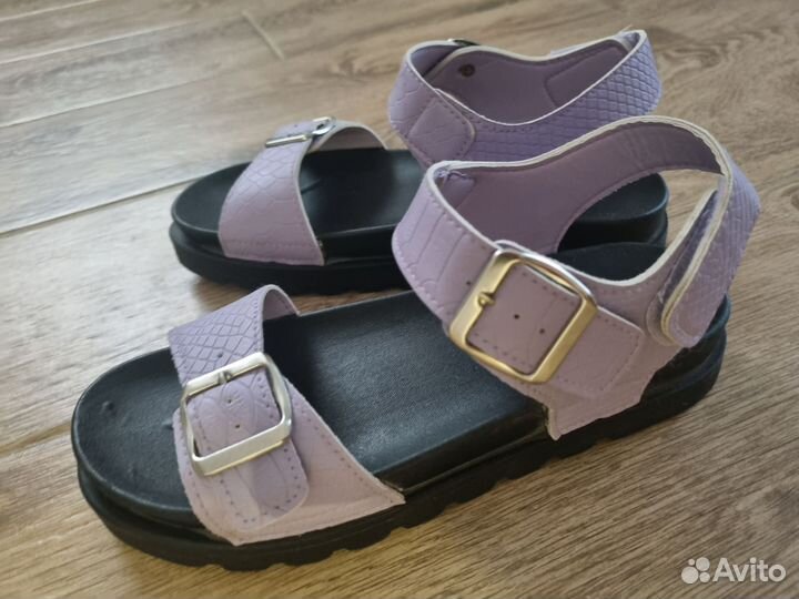 Сандалии для девочки