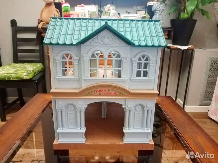 Детский игрушечный домик