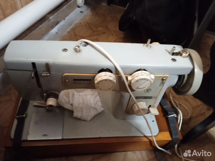 Электрическая Швейная машинка Подольск. Рабочая