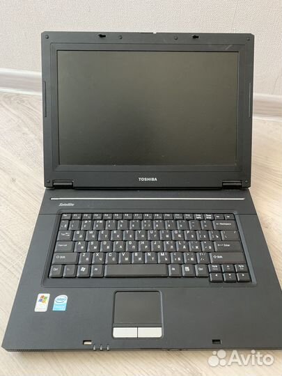 Ноутбук Toshiba