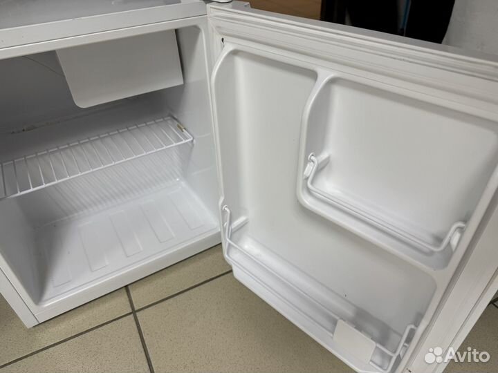 Холодильник маленький
