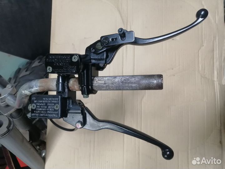 Главная ручная тормоз (правая +левая) 22мм