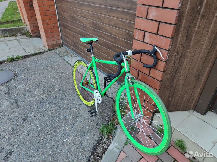 Шоссейный велосипед Фикс синглспид