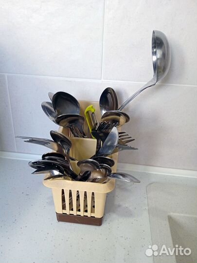 Корзина-стойка-органайзер для столовых приборов