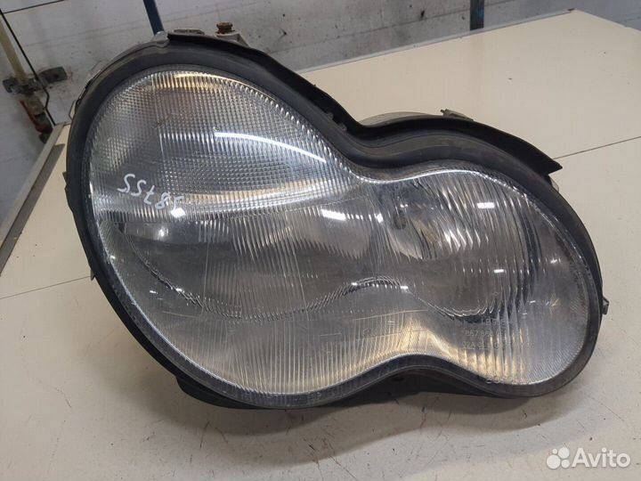 Фара (передняя) Mercedes C W203, 2000