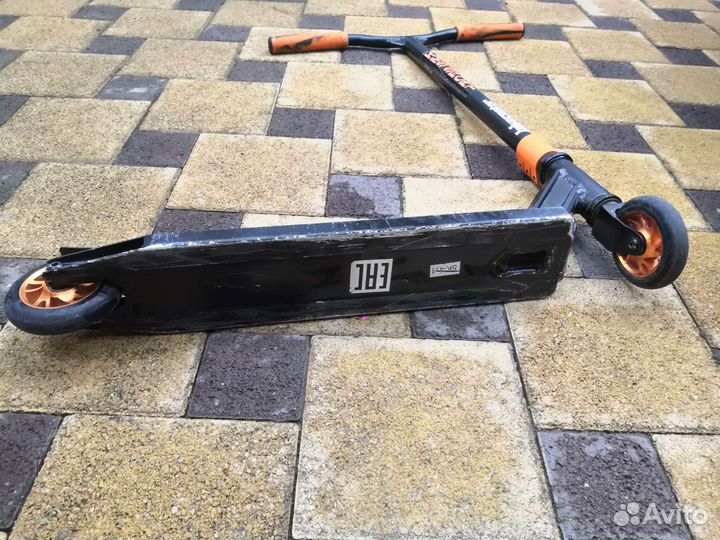 Трюковой самокат