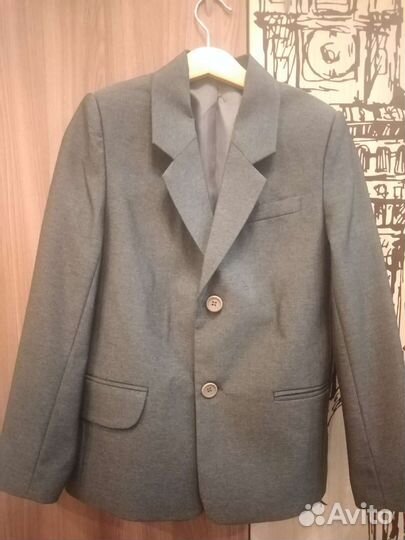 Школьный костюм для мальчика серый 140