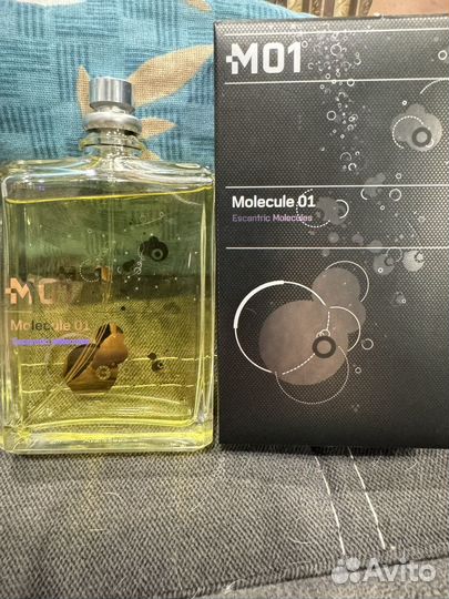 Молекула escentric 01