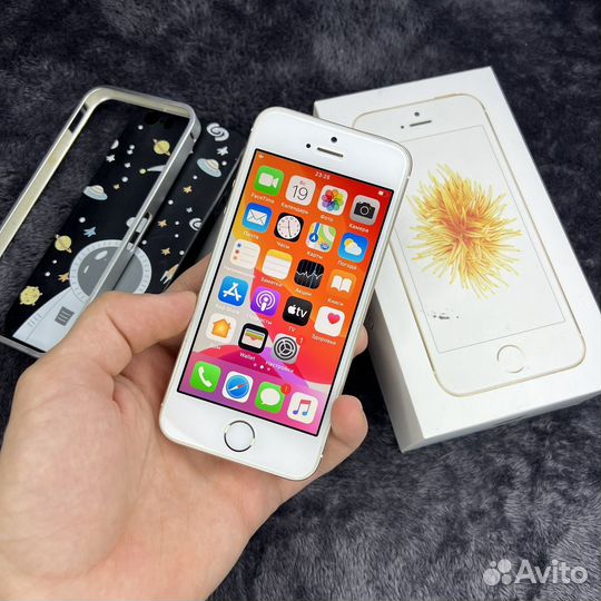iPhone SE, 16 ГБ