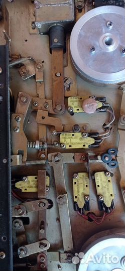 Катушечный магнитофон Akai GX-265 (разбор)