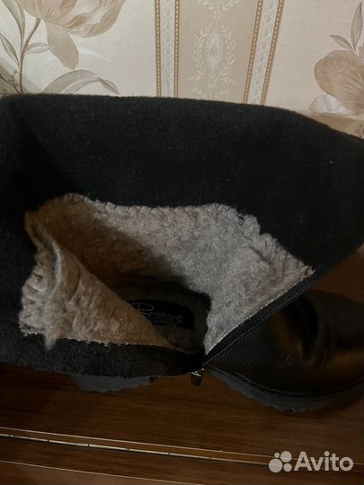 Женские зимние сапоги из кожи