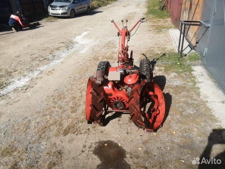 Мини-трактор МТЗ (Беларус) 082, 1987