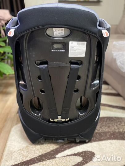 Продам детское кресло новое от 9кг до 36