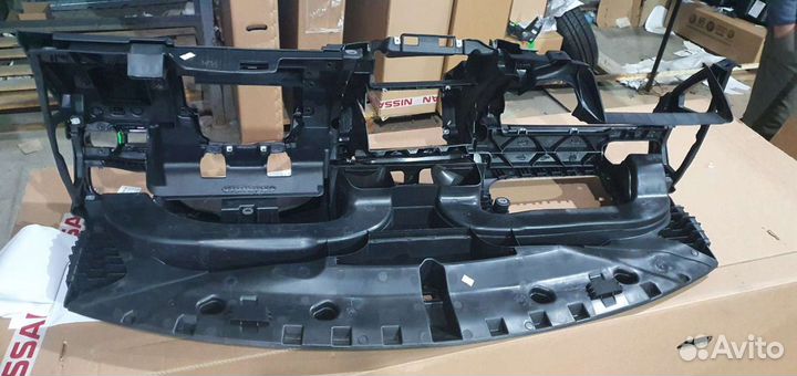 Панель приборов, торпеда, polо