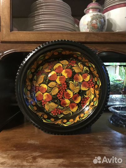 Поднос металлический круглый