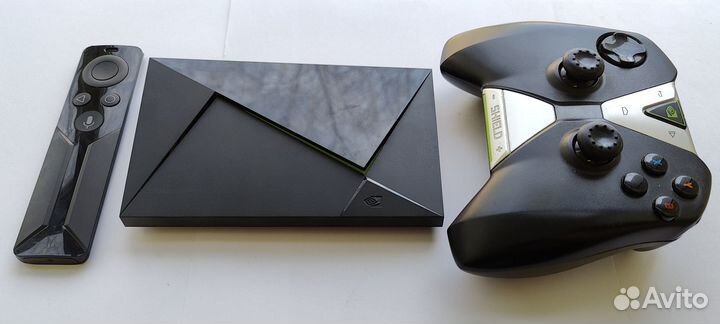 Nvidia shield 4K Atmos приставка+пульт