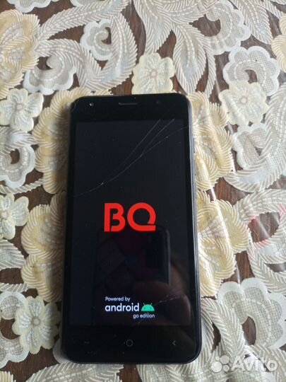 Телефон BQ