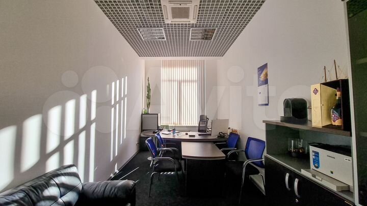 Аренда офиса 202 м2, кабинеты
