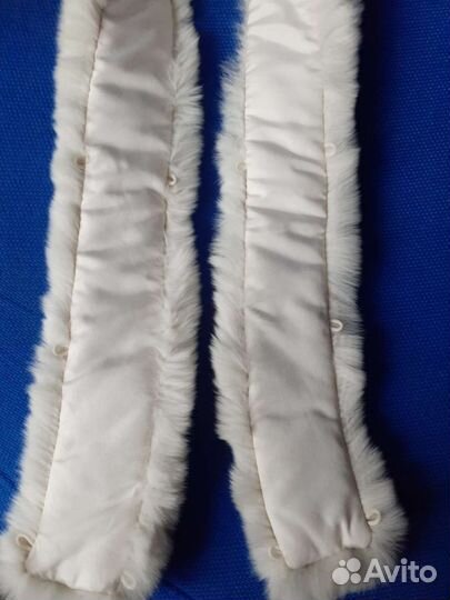 Меховой воротник белый