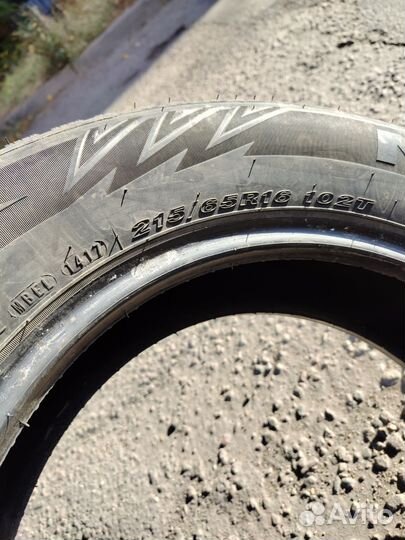Nexen Winguard WinSpike WH62 215/65 R16