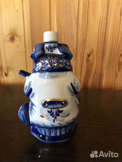 Штоф гжель «пес охотник»