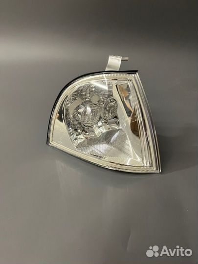 Указатель поворота правый для Шкода Октавия Тур