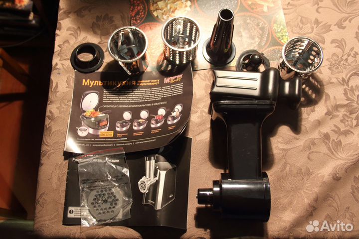 Мясорубка электрическая Redmond RMG-1223-6