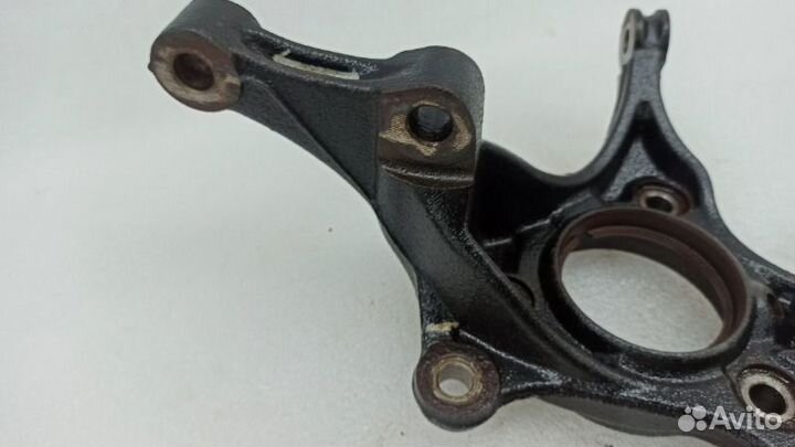 Кулак поворотный передний правый Kia Soul SK G4FG