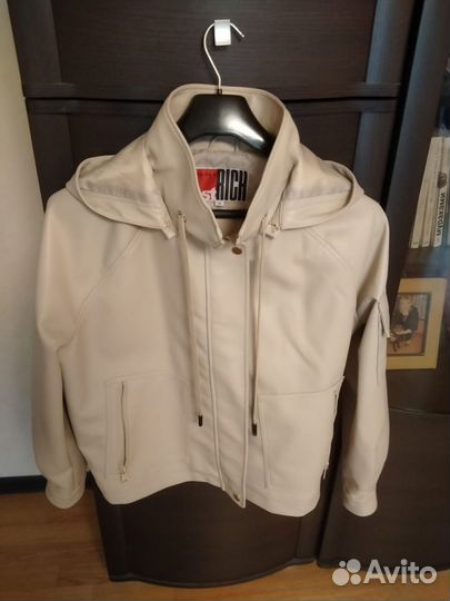 Куртка из экокожи