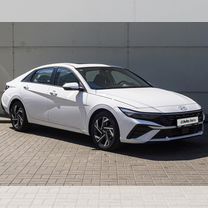 Hyundai Elantra 1.5 CVT, 2023, 204 км, с пробегом, цена 2 540 000 руб.