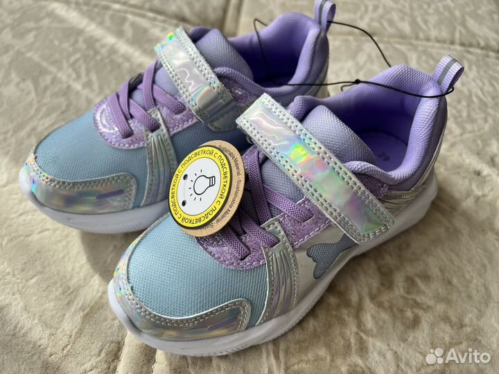Кроссовки для девочки 29