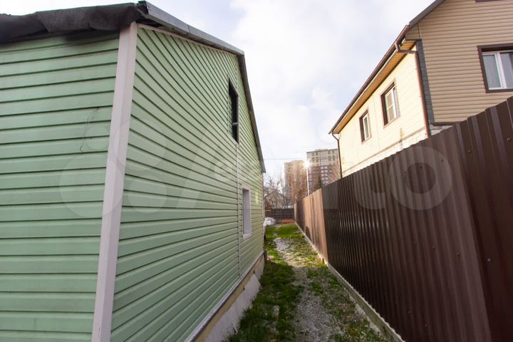 Дом 31,1 м² на участке 8,1 сот.